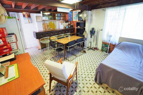 Property photo of 19A Surrey Street Hyde Park QLD 4812