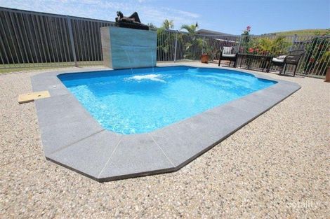 60 Lexington Dr, Lammermoor, QLD 4703