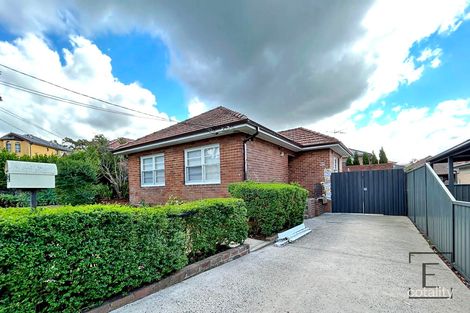 32 Tyler Cres, Abbotsford, NSW 2046