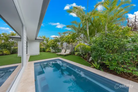 Property photo of 4 Airlie View Airlie Beach QLD 4802