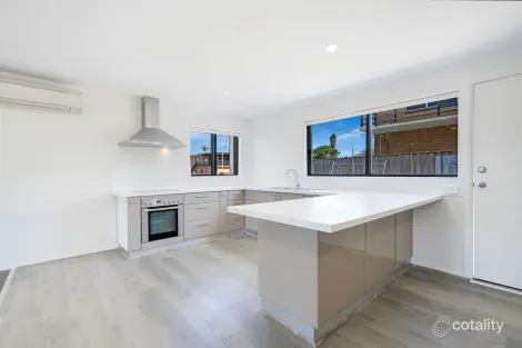 75 Ocean Pde, The Entrance, NSW 2261