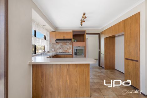 Property photo of 3 Kintore Close Sunbury VIC 3429