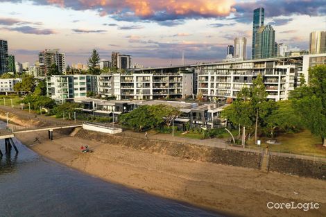 Property photo of 109/1 Holman Street Kangaroo Point QLD 4169