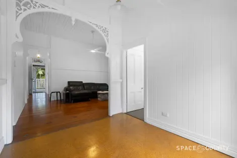 Property photo of 10 Gray Street Red Hill QLD 4059