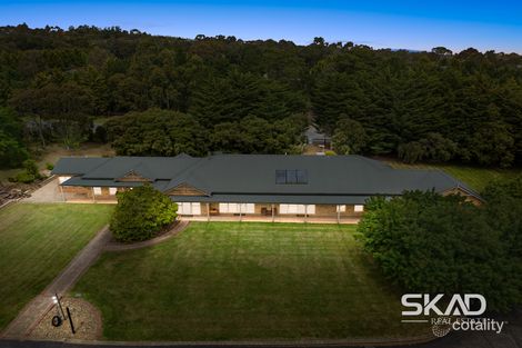 40 Captain Pearson Dr, Mickleham, VIC 3064