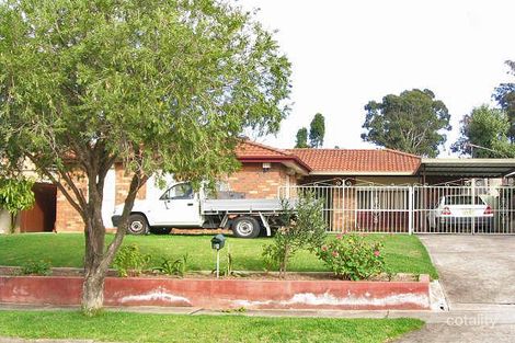 27 Morna St, Greenfield Park, NSW 2176