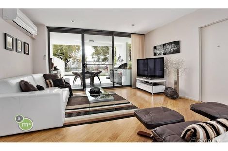 Property photo of 1/12 Tanunda Drive Rivervale WA 6103