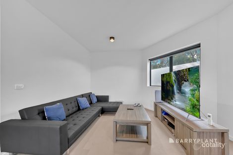 Property photo of 210/20 Bush Boulevard Mill Park VIC 3082