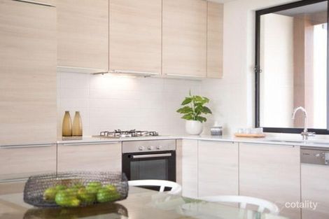 Property photo of 48 Lakeside Crescent Keilor East VIC 3033