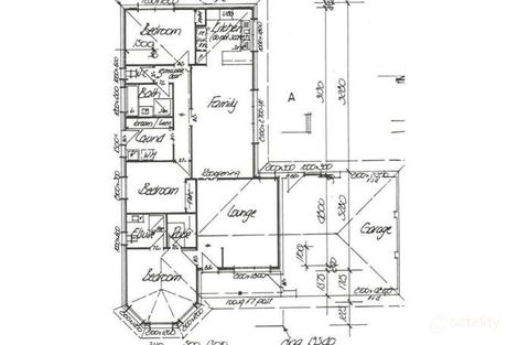 Property photo of 3 Jamescott Drive Drouin VIC 3818