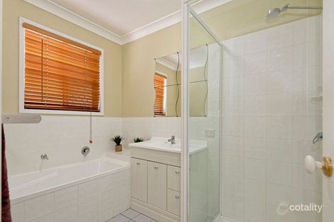 Property photo of 27 Woodtop Court Ferny Hills QLD 4055