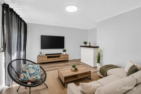 Property photo of 33 Danbury Crescent Girrawheen WA 6064