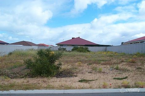 8 Zedora Loop, Port Kennedy, WA 6172