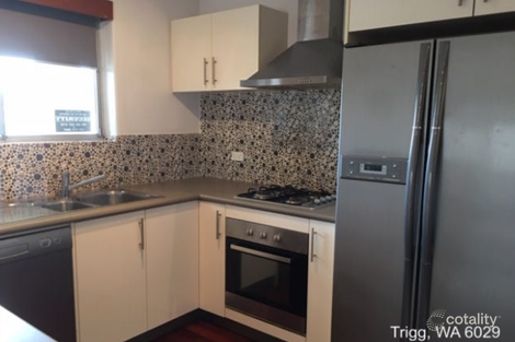 Property photo of 66 Kitchener Street Trigg WA 6029