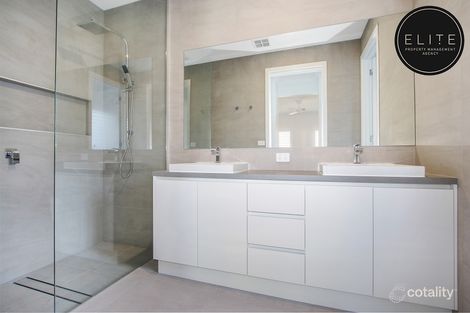 Property photo of 5 Dartnell Crescent Wodonga VIC 3690