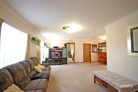 5 Venice Gdns, Endeavour Hills, VIC 3802