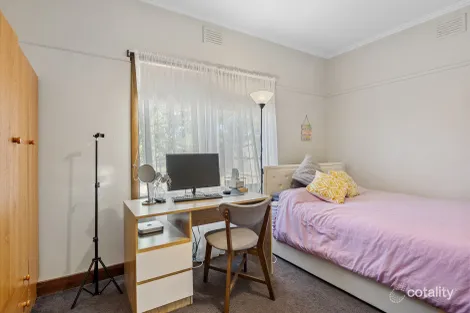 Property photo of 3 Kiama Avenue Warrnambool VIC 3280