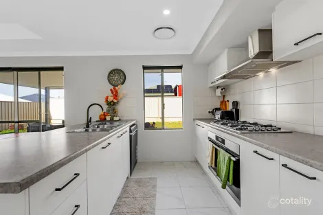Property photo of 22 Chamaeleon Approach Australind WA 6233