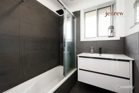 Property photo of 95 Simpson Street Somerset TAS 7322