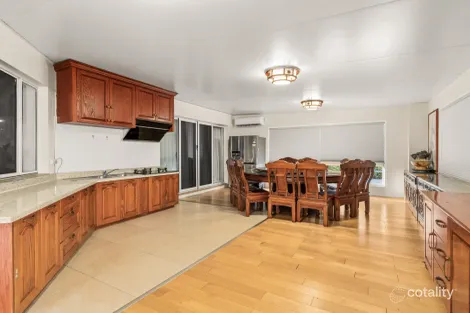 Property photo of 28 Kardella Street Stretton QLD 4116