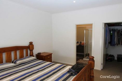 Property photo of 20 Brumby Street Manor Lakes VIC 3024