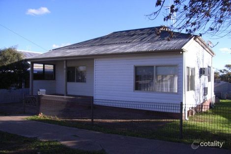 18 Currajong St, Parkes, NSW 2870