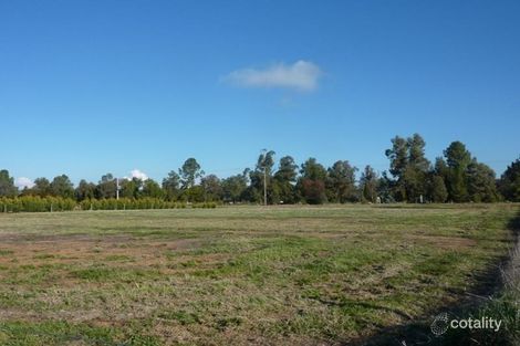 Property photo of 10-11 Fairway Close Howlong NSW 2643