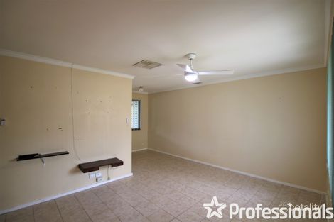 Property photo of 15 Selsdon Road Camillo WA 6111