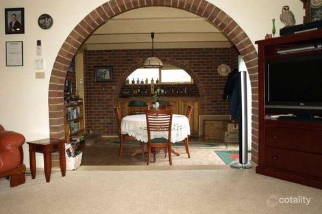 Property photo of 52 Rawdon Hill Drive Dandenong North VIC 3175