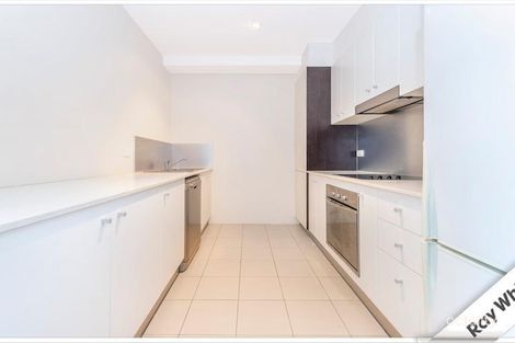 Property photo of 18/17 Uriarra Road Queanbeyan NSW 2620