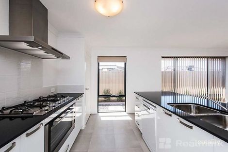 Property photo of 4 Kardan Loop Falcon WA 6210
