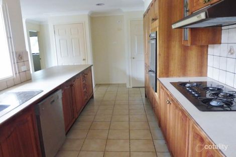 Property photo of 60 Lesdon Avenue Cranbourne VIC 3977
