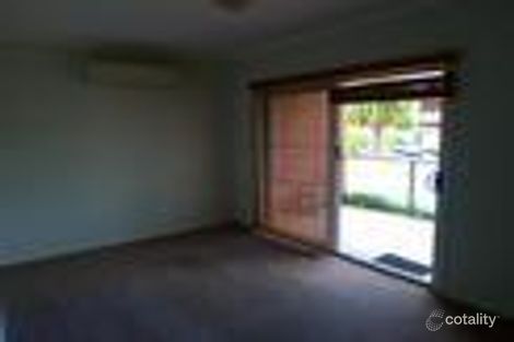 Property photo of 3/2 Newmarket Way Flemington VIC 3031