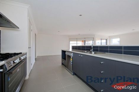 Property photo of 14 Bougainvillea Drive Point Cook VIC 3030