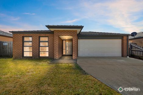 33 Melissa Way, Pakenham, VIC 3810