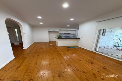 Property photo of 33 Trobriand Crescent Glenfield NSW 2167