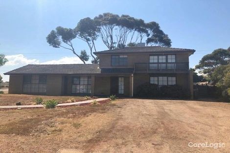 Property photo of 1 Underbank Boulevard Bacchus Marsh VIC 3340