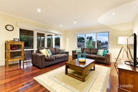 Property photo of 34 Rothacker Rise Doreen VIC 3754