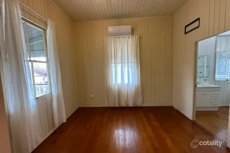 Property photo of 132 Jacaranda Street North Booval QLD 4304