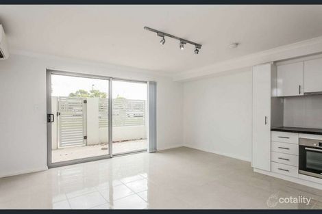 Property photo of 1/12 Westralia Gardens Rockingham WA 6168