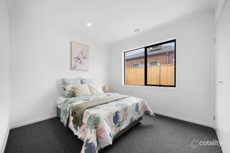 Property photo of 33 Basilico Street Wyndham Vale VIC 3024