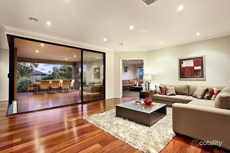 Property photo of 8 Oaklands View Doreen VIC 3754