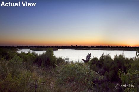 Property photo of 5 Barmah Place Waterways VIC 3195