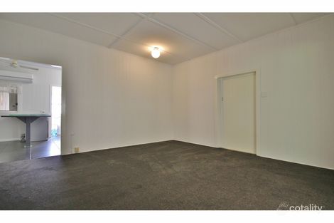 Property photo of 39 Sterculia Avenue Holland Park West QLD 4121