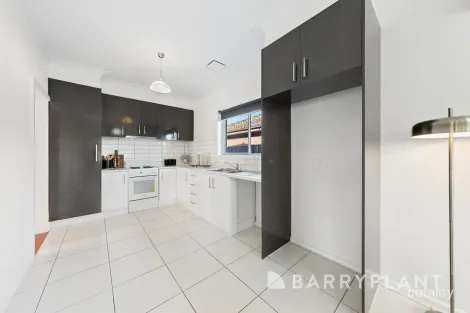 Property photo of 1/22 Fox Street St Albans VIC 3021