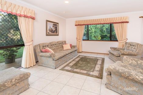 Property photo of 40 Islandview Street Barellan Point QLD 4306