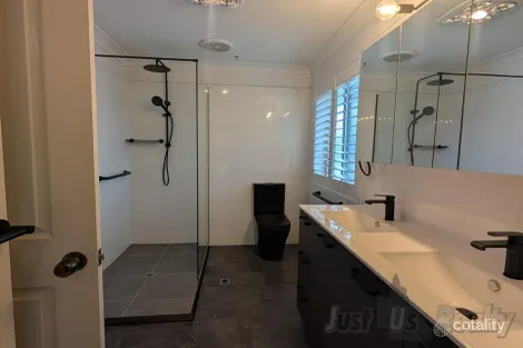 Property photo of 21 Pacific Boulevard Moore Park Beach QLD 4670