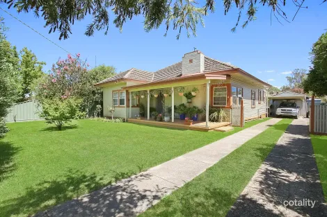 16 Moore St, Benalla, VIC 3672