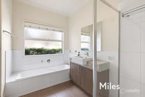 Property photo of 1/61 Beatty Street Ivanhoe VIC 3079