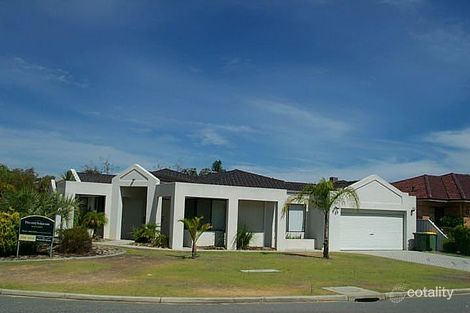 2 Mauldon Mews, Winthrop, WA 6150